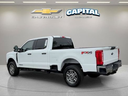 Used 2025 Ford F250 XLT w/ FX4 Off-Road Package AWD/4WD image 4