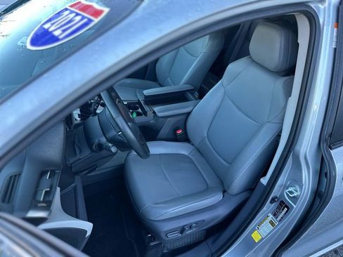 Used 2021 Toyota Sienna XLE image 12