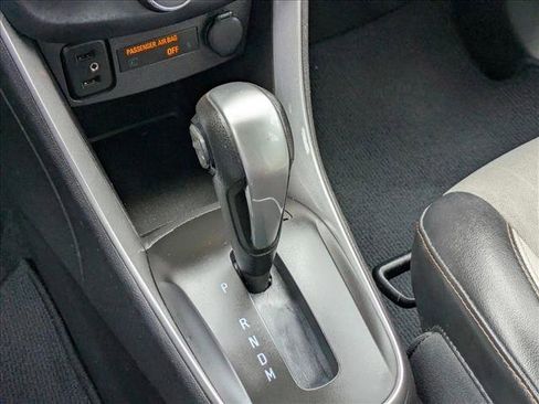 Used 2019 Chevrolet Trax LT w/ Driver Confidence Package FWD image 16