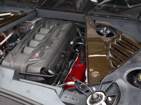 Used 2021 Chevrolet Corvette Stingray Preferred Cpe w/ Z51 Performance Package image 24