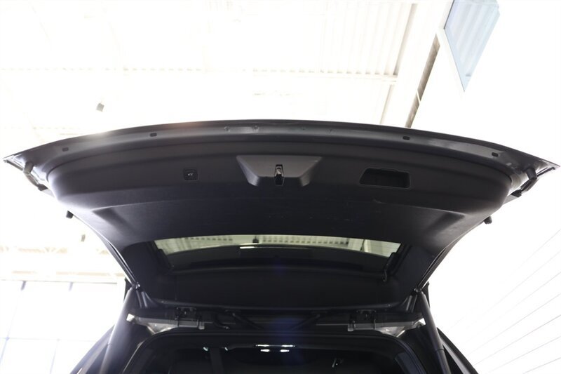 Used 2022 GMC Yukon Denali AWD/4WD image 49