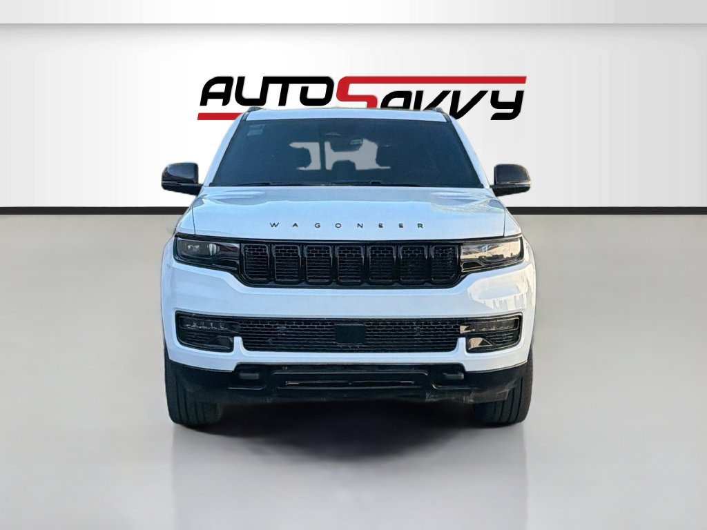 Used 2023 Jeep Wagoneer L Series II AWD/4WD image 2