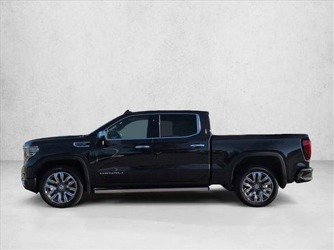Used 2026 GMC Sierra 1500 Denali w/ Denali Reserve Package AWD/4WD image 9