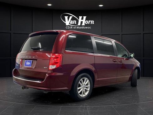 Used 2020 Dodge Grand Caravan SXT w/ Driver Convenience Group FWD image 7