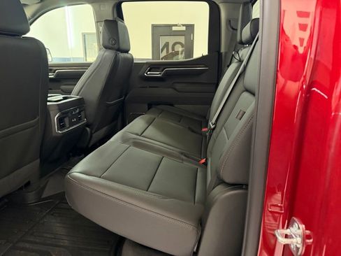 New 2026 GMC Sierra 1500 SLT w/ SLT Premium Plus Package image 30
