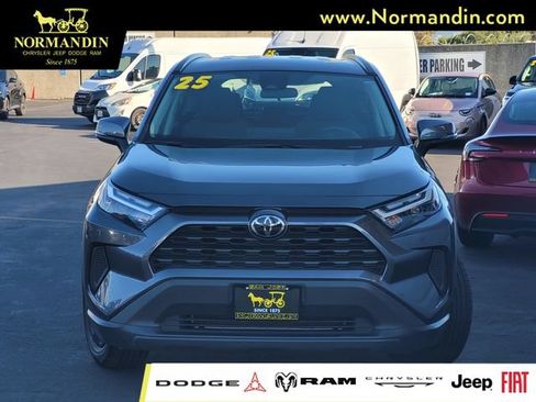 Used 2025 Toyota RAV4 XLE FWD image 2