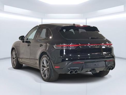 Certified 2026 Porsche Macan AWD/4WD image 6