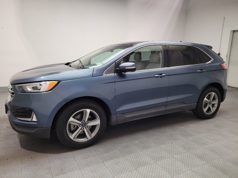 Used 2019 Ford Edge SEL w/ Equipment Group 201A FWD image 2