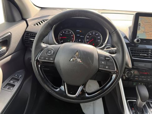 Used 2024 Mitsubishi Eclipse Cross SE image 13