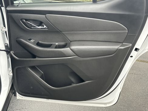 Certified 2023 Chevrolet Traverse LT image 17