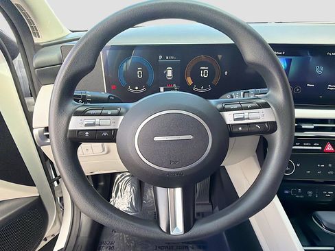 Used 2025 Hyundai Tucson SEL AWD/4WD image 18