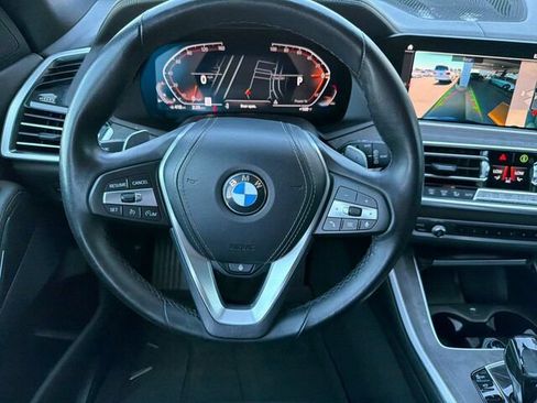 Used 2021 BMW X5 xDrive40i w/ Parking Assistance Package AWD/4WD image 18