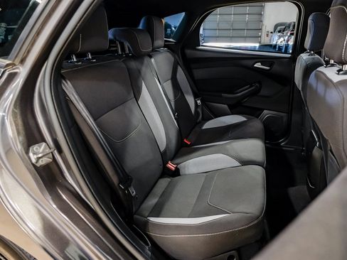 Used 2015 Ford Focus ST image 41