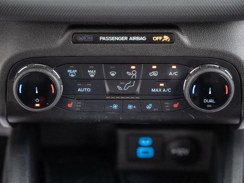 Used 2022 Ford Bronco Sport Outer Banks w/ Tech Package AWD/4WD image 24