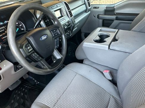 Used 2019 Ford F550 XLT DRW image 10