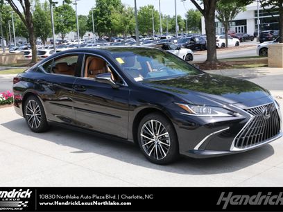 Used 2025 Lexus ES 350 w/ Premium Package