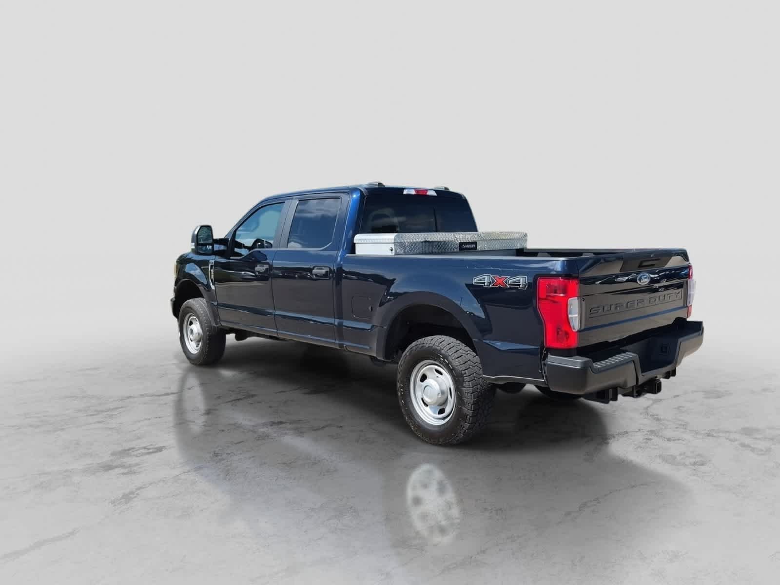 Used 2022 Ford F350 XL w/ Power Equipment Group AWD/4WD image 6