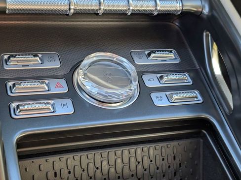 New 2026 Lincoln Nautilus Premier w/ Jet Appearance Package image 25