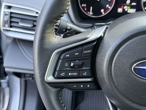 Used 2025 Subaru Outback Limited image 27