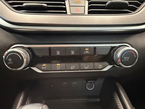 New 2026 Nissan Altima 2.5 SR FWD image 19