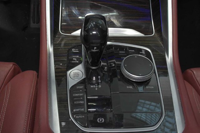 Used 2021 BMW X6 sDrive40i w/ M Sport Package RWD image 32