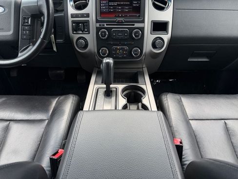 Used 2015 Ford Expedition EL XLT w/ Equipment Group 202A AWD/4WD image 12
