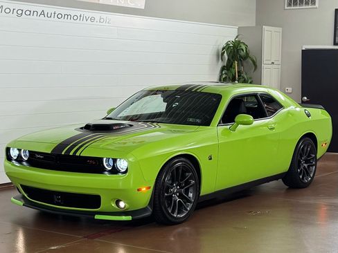 Used 2023 Dodge Challenger R/T Scat Pack w/ Plus Package image 7