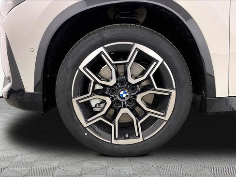 Used 2026 BMW X1 xDrive28i AWD/4WD image 13