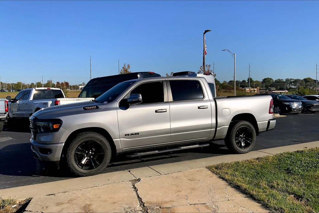 Used 2020 RAM 1500 Big Horn AWD/4WD image 11