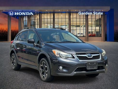 Used 2015 Subaru Crosstrek 2.0i Premium AWD/4WD image 2