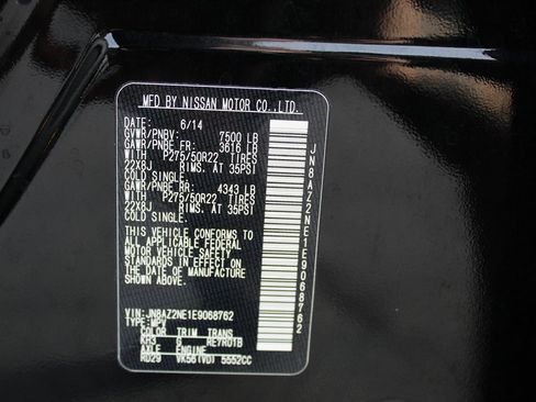 Used 2014 INFINITI QX80 4WD w/ Deluxe Touring Package image 18