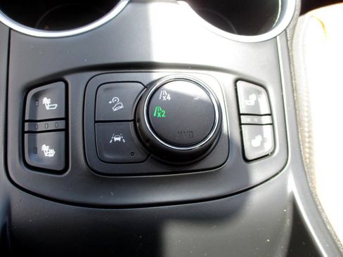Used 2021 GMC Terrain SLT AWD/4WD image 11