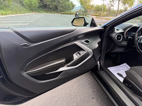 Used 2018 Chevrolet Camaro LT image 12