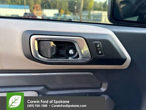 Used 2023 Ford Bronco Wildtrak AWD/4WD image 9