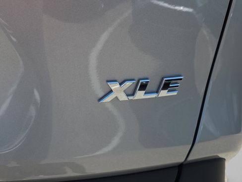 Certified 2025 Toyota RAV4 XLE w/ Convenience Package FWD image 32