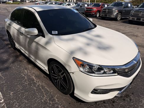 Certified 2017 Honda Accord Sport Special Edition image 1