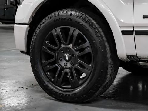 Used 2013 Ford F150 Platinum image 48