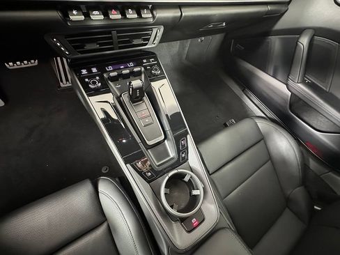 Certified 2025 Porsche 911 Carrera S RWD image 31