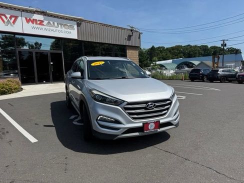 Used 2017 Hyundai Tucson Sport AWD/4WD image 4