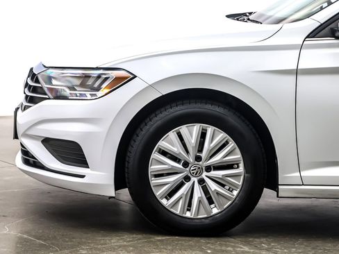 Used 2019 Volkswagen Jetta S image 10