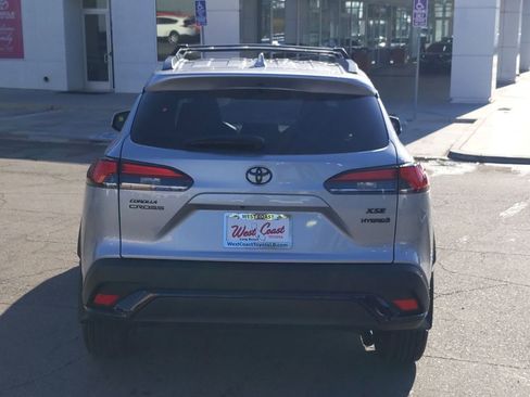 Used 2024 Toyota Corolla Cross XSE w/ Convenience Package image 5