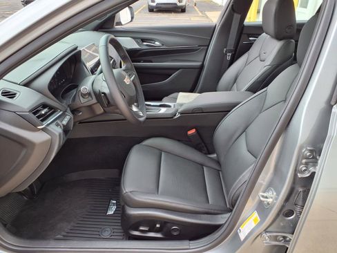 New 2025 Cadillac CT4 Premium Luxury image 4