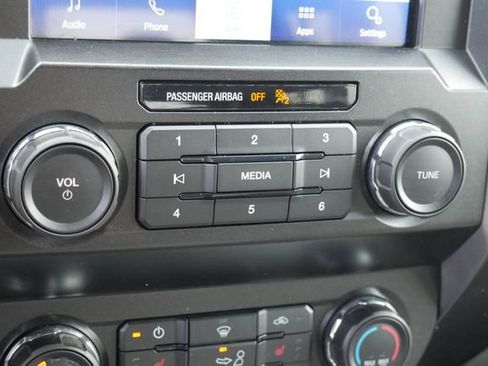 Used 2020 Ford F150 XLT w/ Equipment Group 302A Luxury AWD/4WD image 24