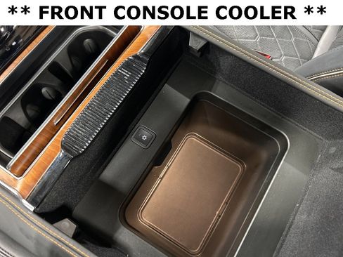 Certified 2024 Jeep Grand Wagoneer L Series III image 12