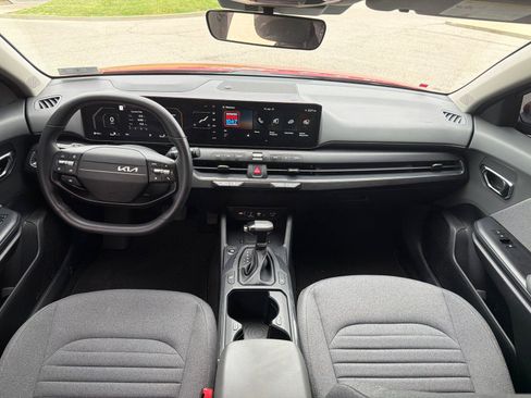 Used 2025 Kia K4 EX FWD image 21