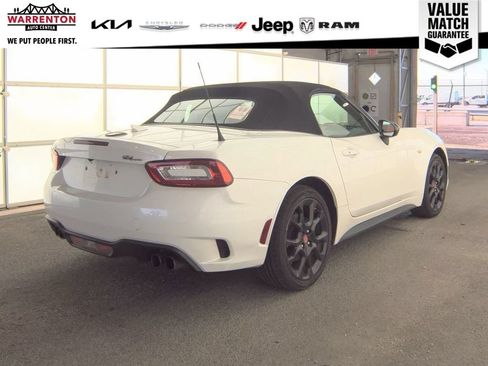 Used 2019 FIAT 124 Spider Abarth w/ Navigation & Sound Group RWD image 5
