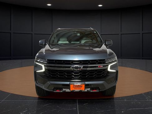 Used 2021 Chevrolet Suburban Z71 w/ Z71 Off-Road Package AWD/4WD image 8