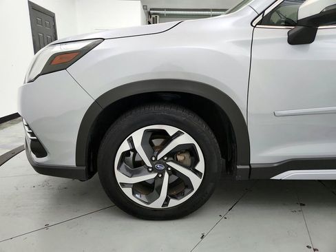Used 2022 Subaru Forester Touring AWD/4WD image 33