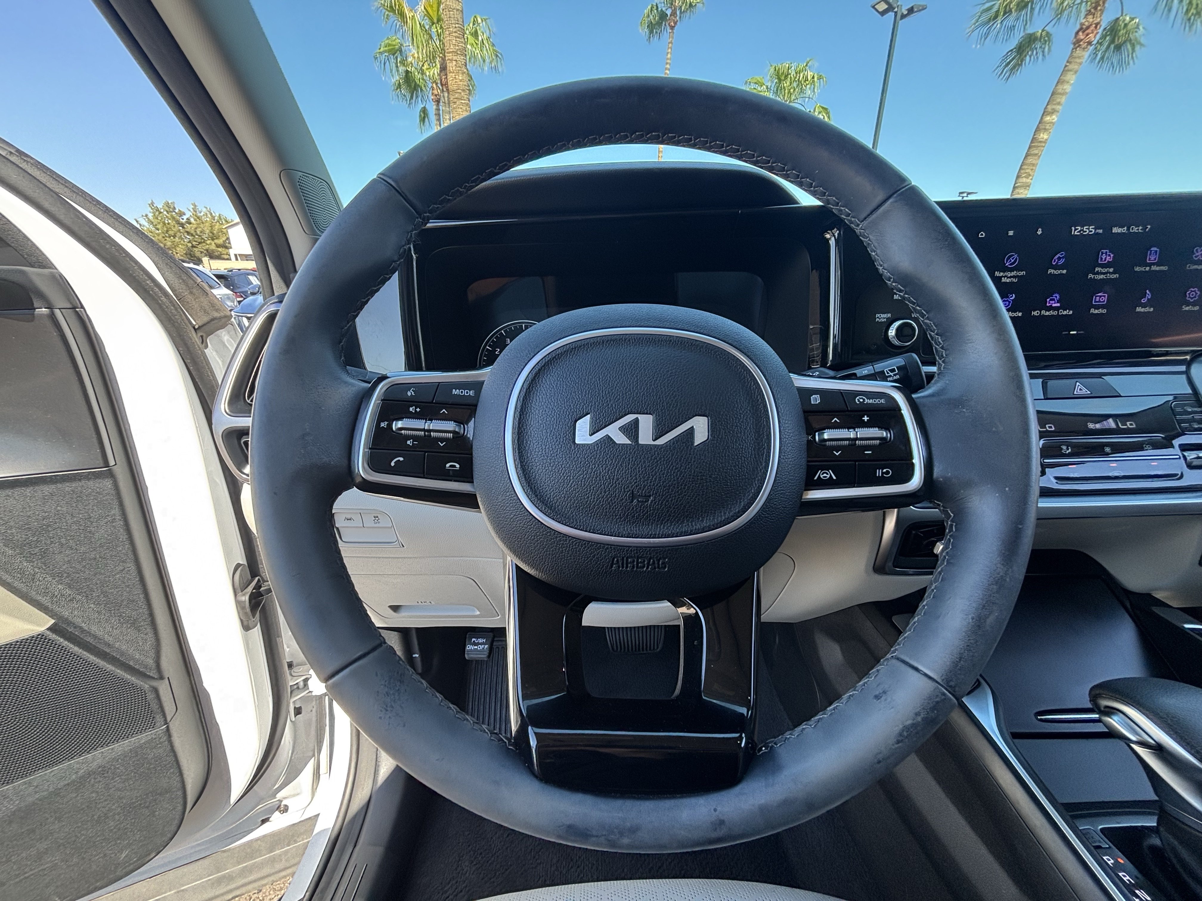 Used 2023 Kia Sorento S w/ Panoramic Sunroof Package FWD image 25