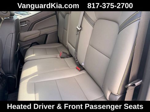 Used 2024 Chevrolet Colorado ZR2 w/ ZR2 Convenience Package III AWD/4WD image 28